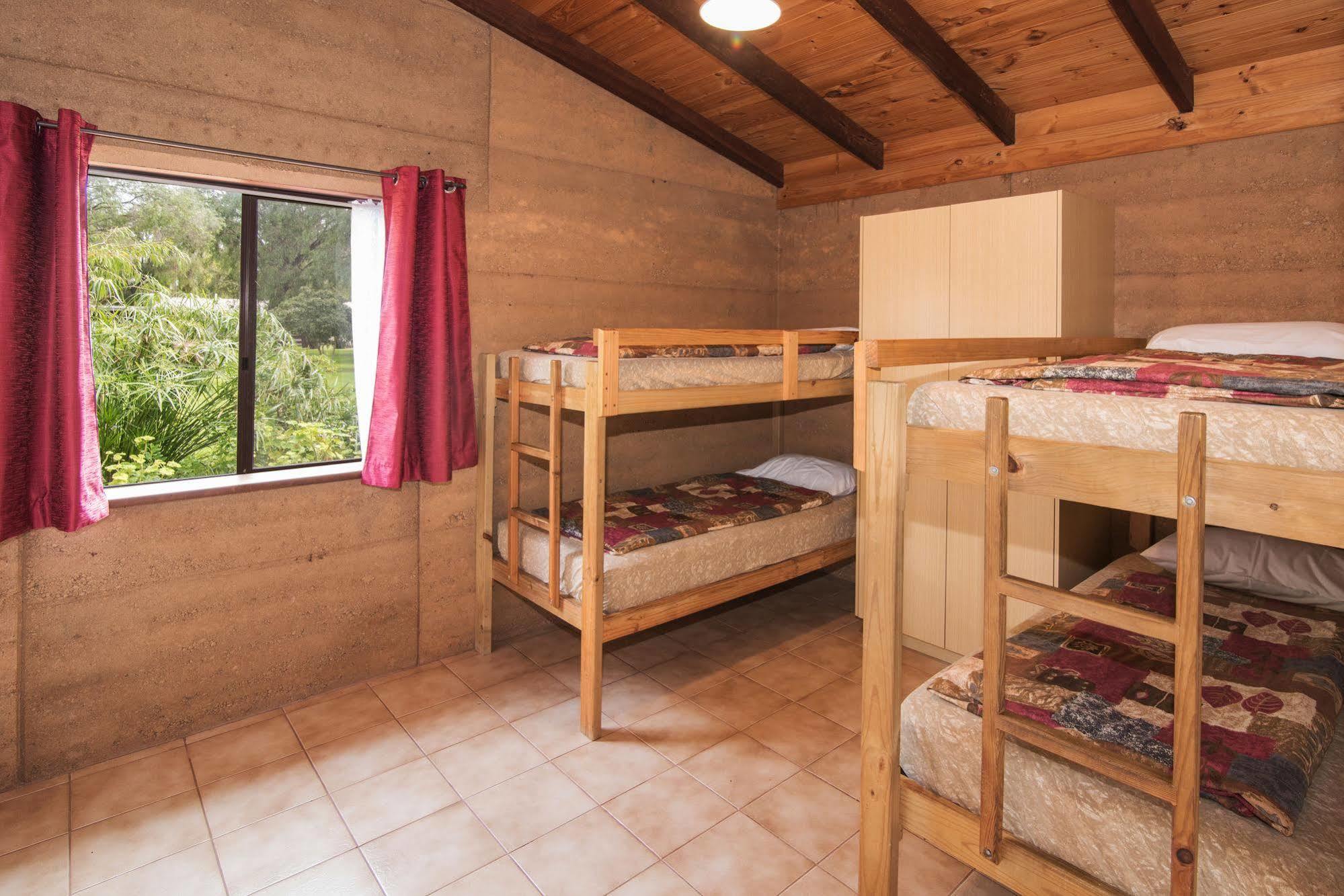 Sandy Bay Holiday park 4*
