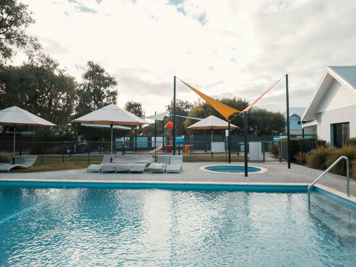 Fortyone - Oceanside Retreat Holiday home