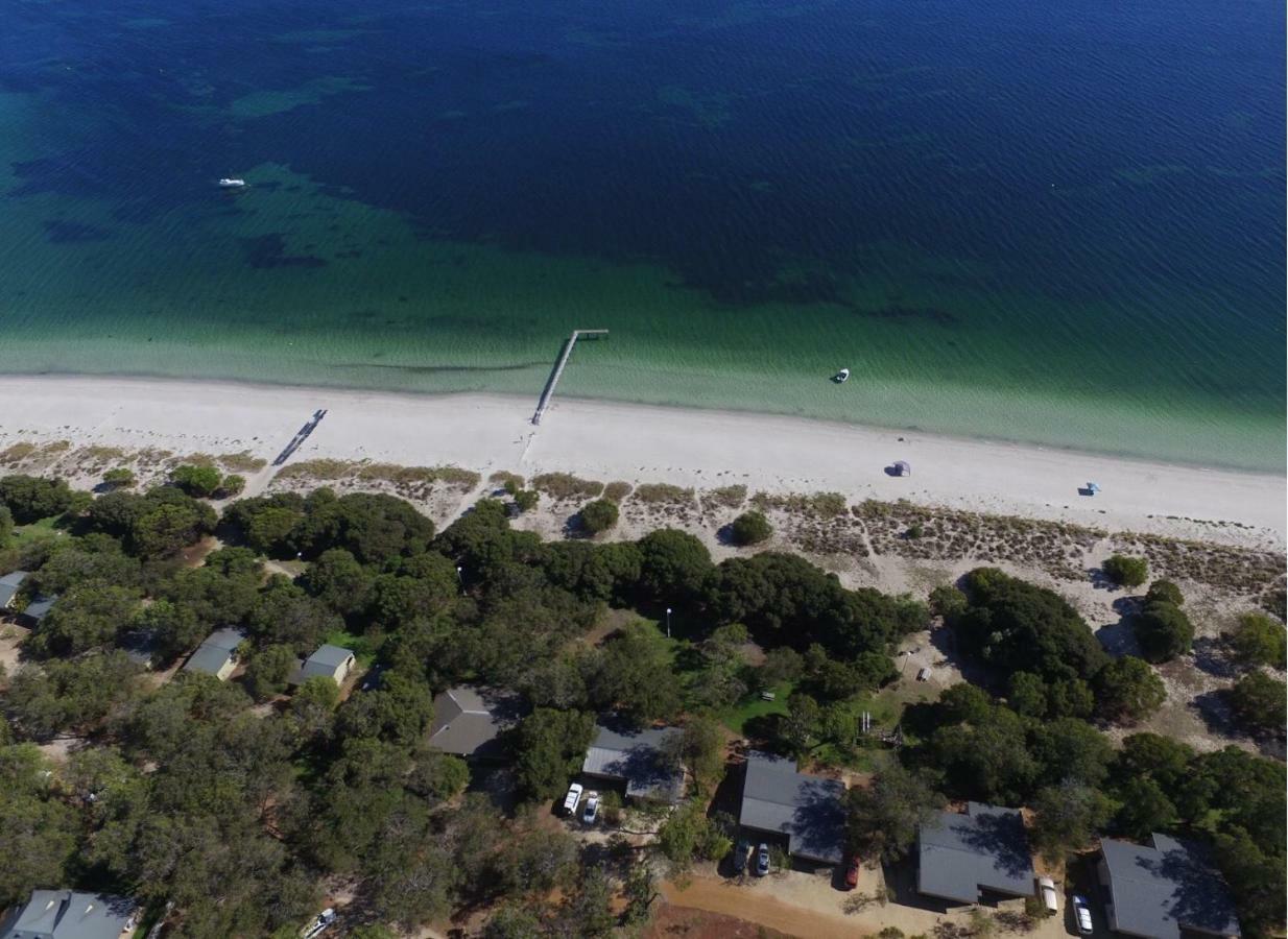Siesta Park Absolute Beachfront 3* Busselton