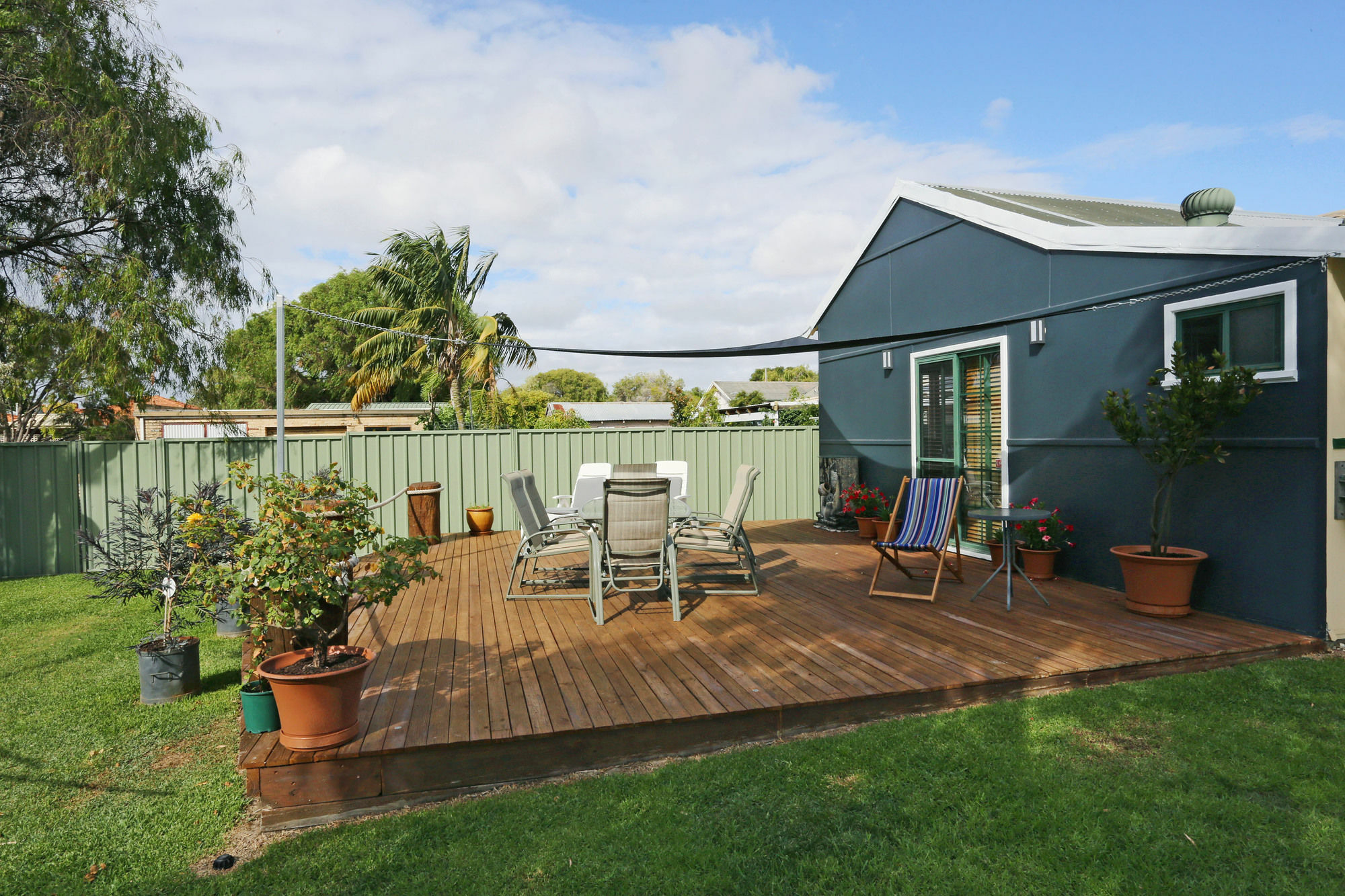 Guest house Busselton Guest House 4*