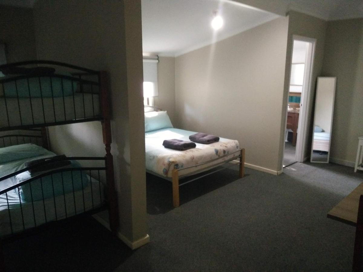 Ithaca 1896 Manor Guest house 3*