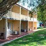 Busselton Villas And Glamping Village