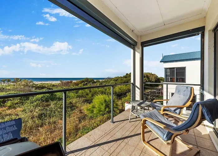 Busselton Beachfront Family Holiday Home