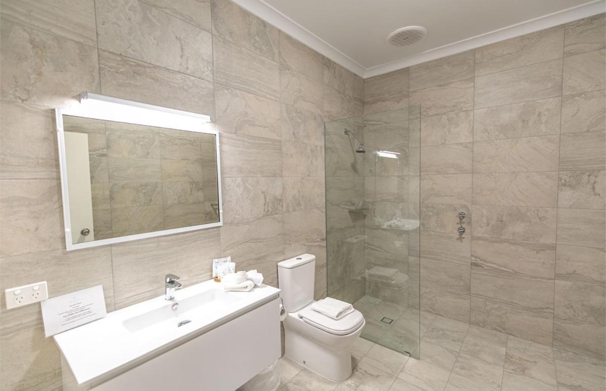 Hotel Esplanade 3*