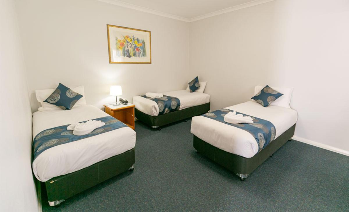 Esplanade 3*