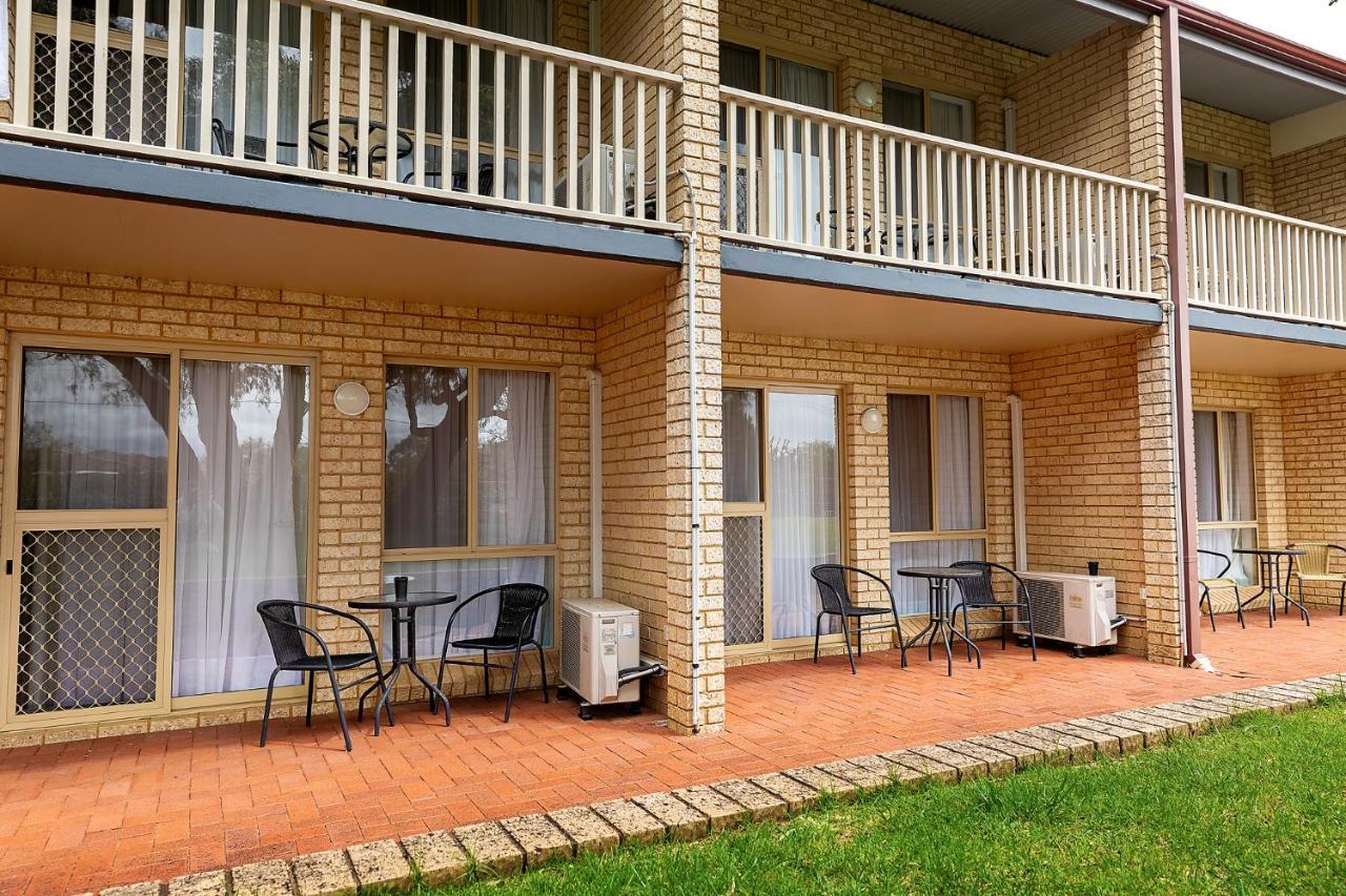 Resort And Glamping Village