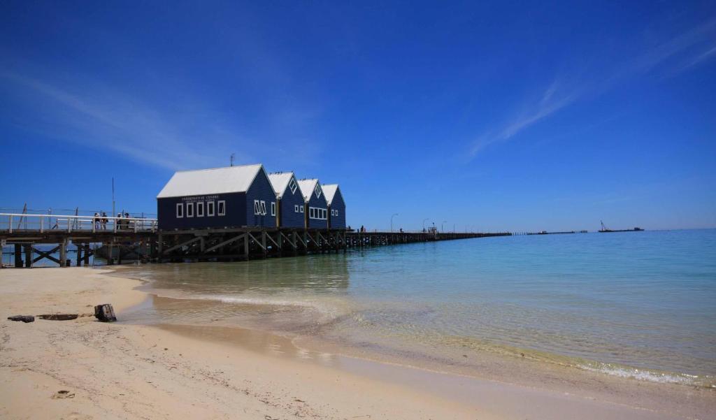 Inn The Tuarts Guest Lodge Busselton Accommodation - Adults Only 4* Busselton