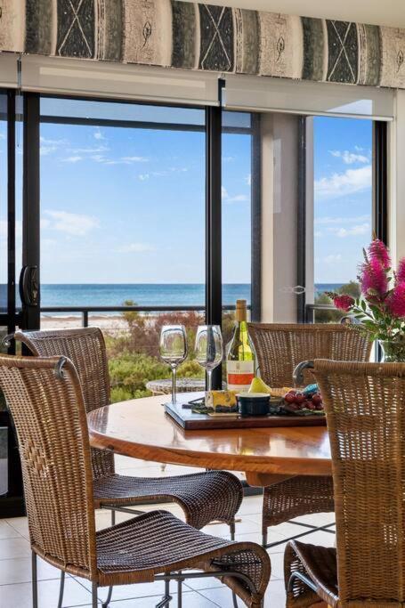 Beachfront Family Holiday * Busselton