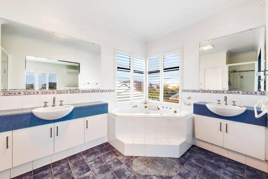 Beachfront Family Holiday Holiday home Busselton