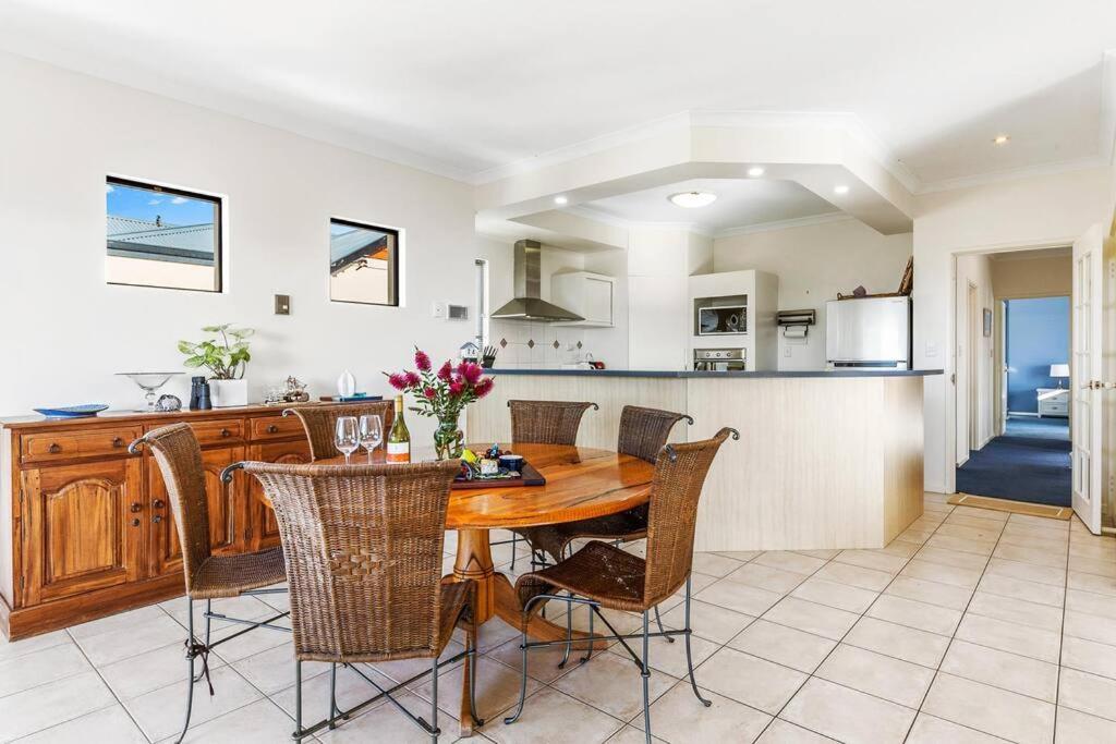 Holiday home Beachfront Family Holiday