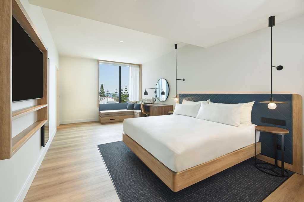 Hilton Garden Hotel *