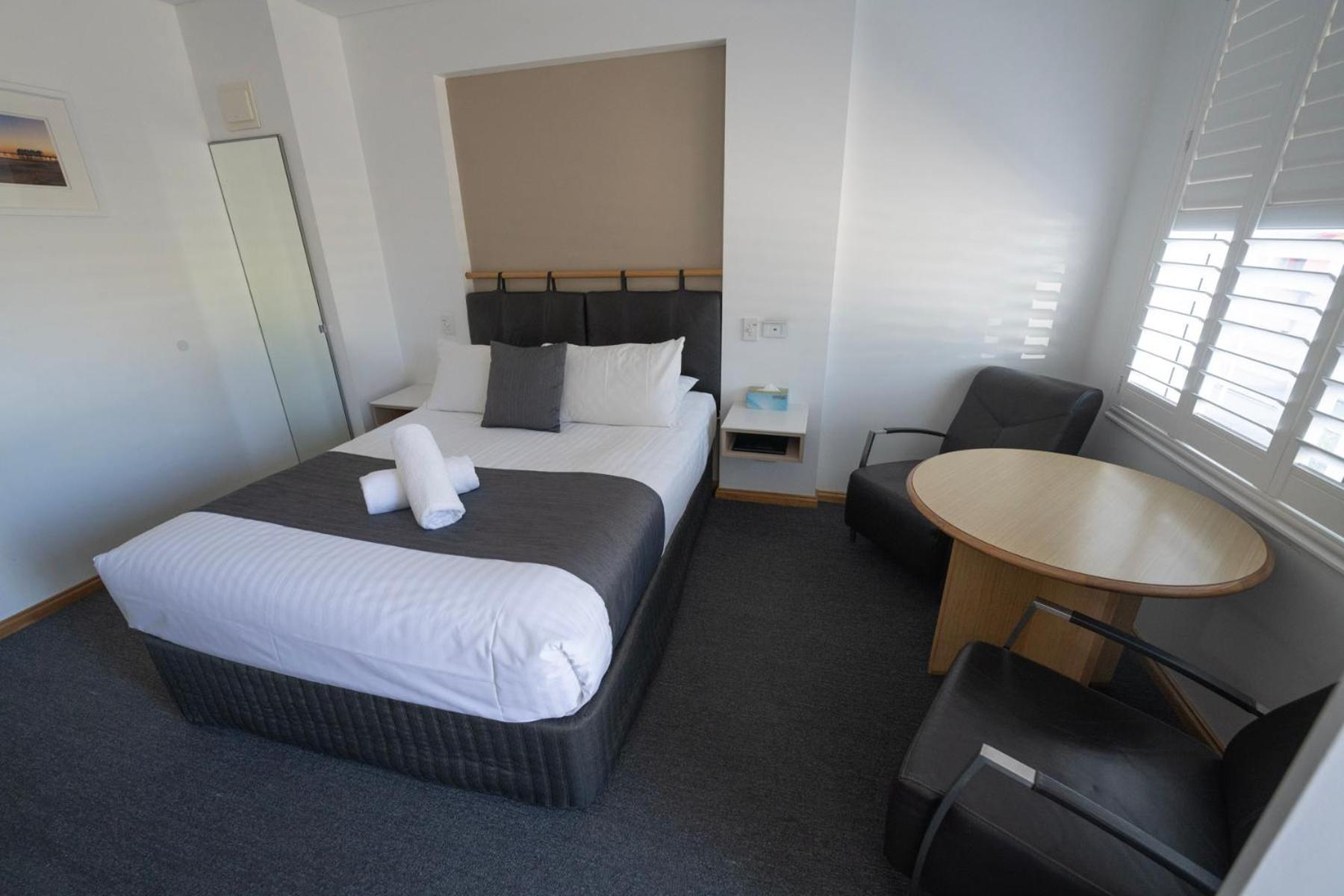 Motel Gale Street & 3*