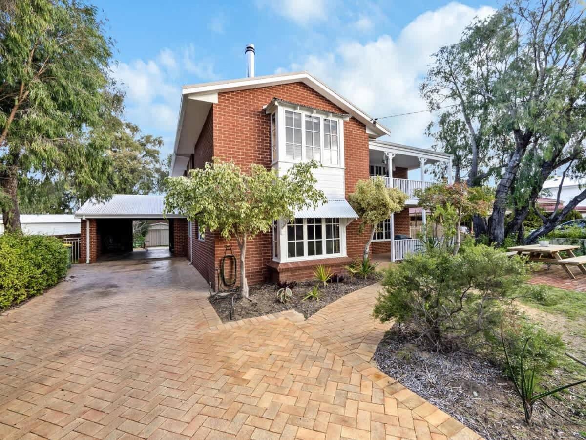 Beachfront Bliss, Waterfront Geographe Bay * Busselton