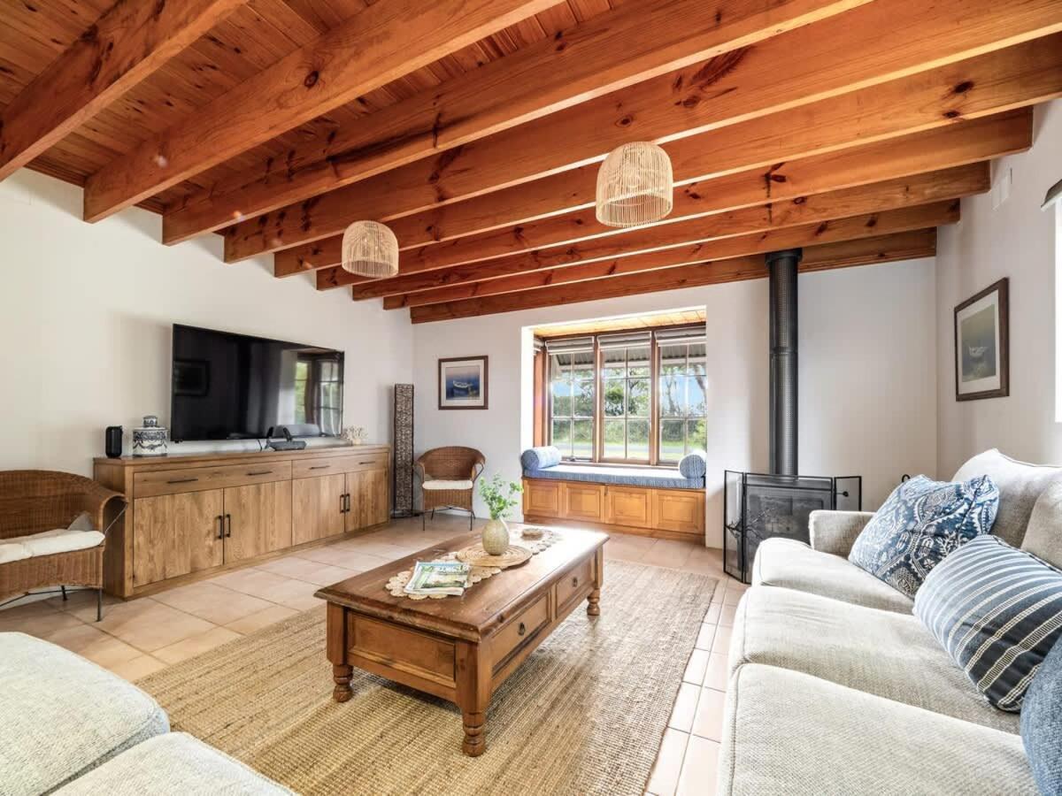 Beachfront Bliss, Waterfront Geographe Bay