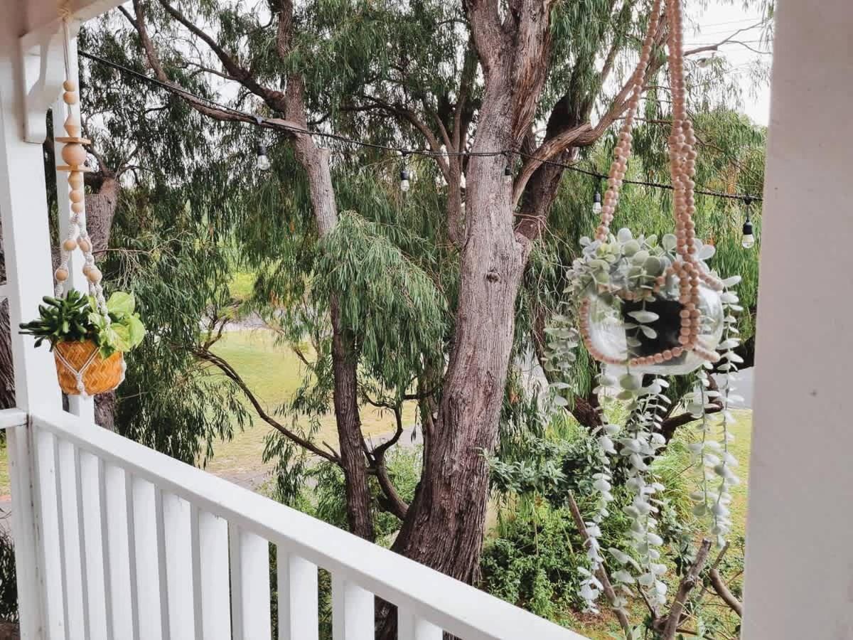 Beachfront Bliss, Waterfront Geographe Bay Holiday home Busselton