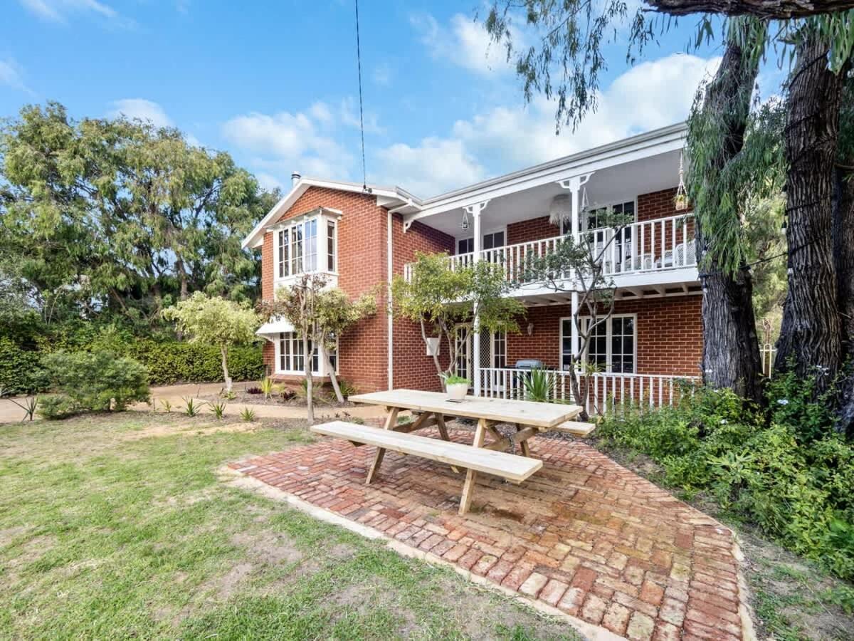 Beachfront Bliss, Waterfront Geographe Bay *
