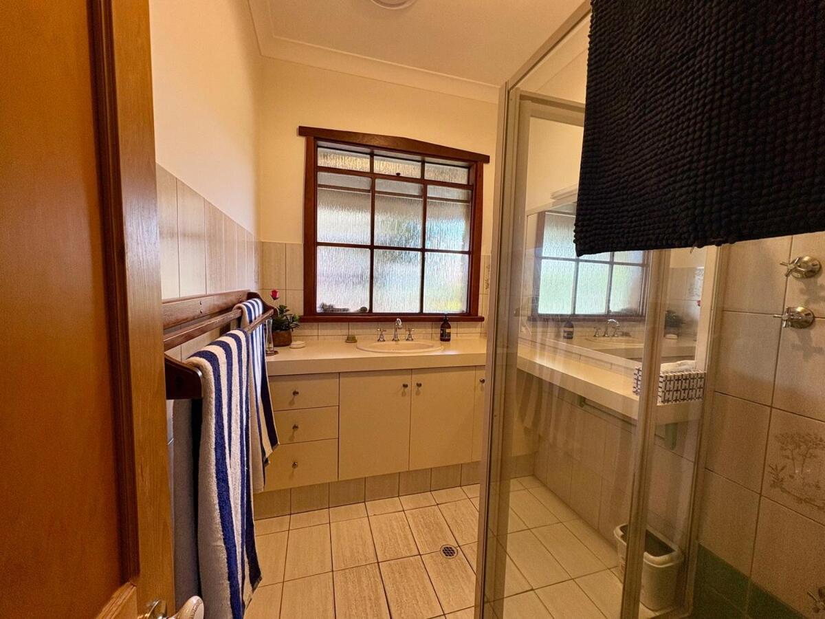 The Beachcombers Hideaway Holiday home Busselton