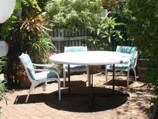 Jacaranda Guest house
