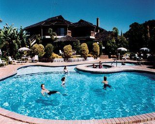 Beach Hotel Busselton