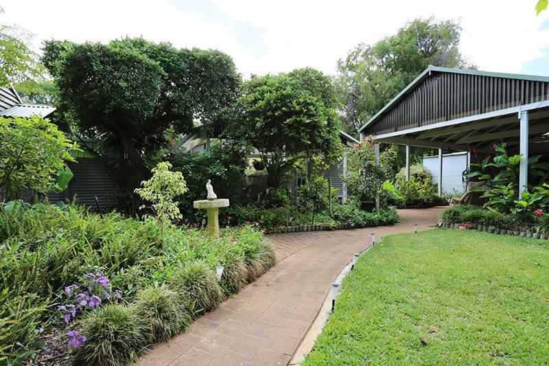 Guest house Jacaranda 4*