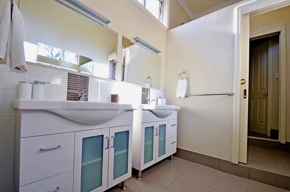 Inn The Tuarts Guest Lodge Busselton Accommodation - Adults Only Bed & Breakfast