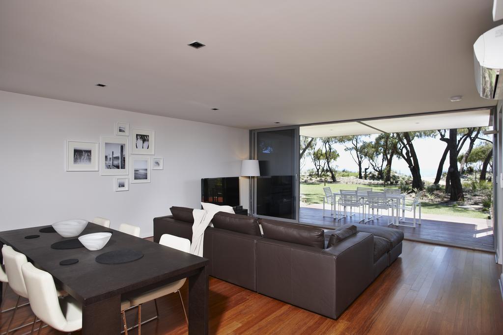Aqua Aparthotel 5*