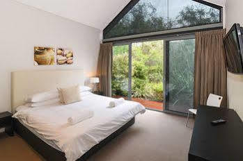 Aqua 5* Busselton