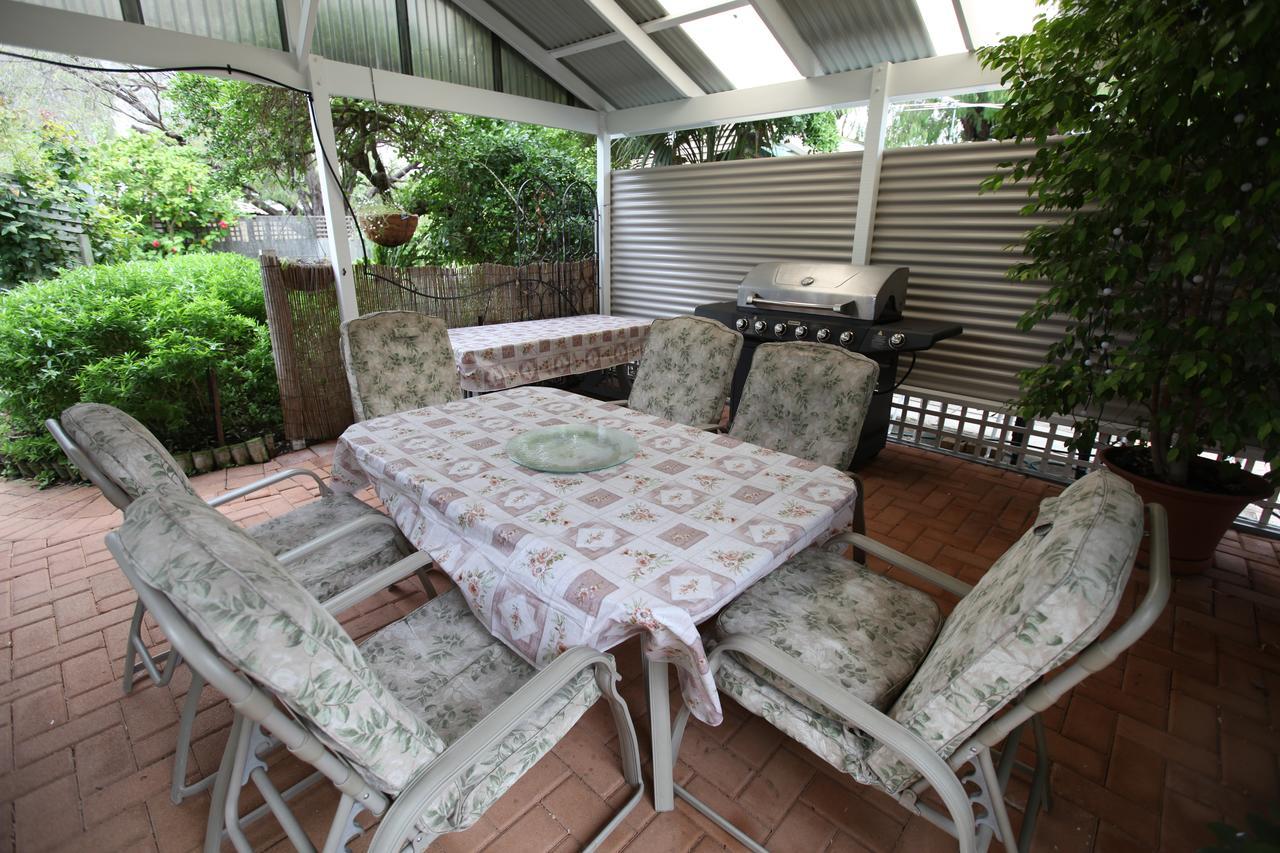 Jacaranda Guest house
