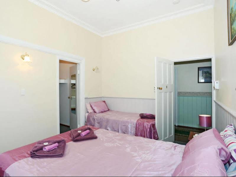 Jacaranda Guest house
