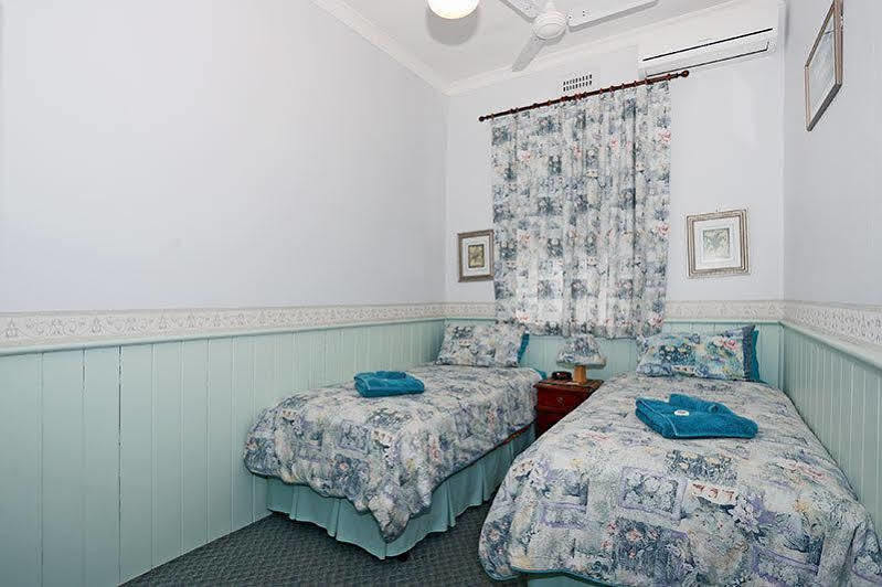 Jacaranda Guest house