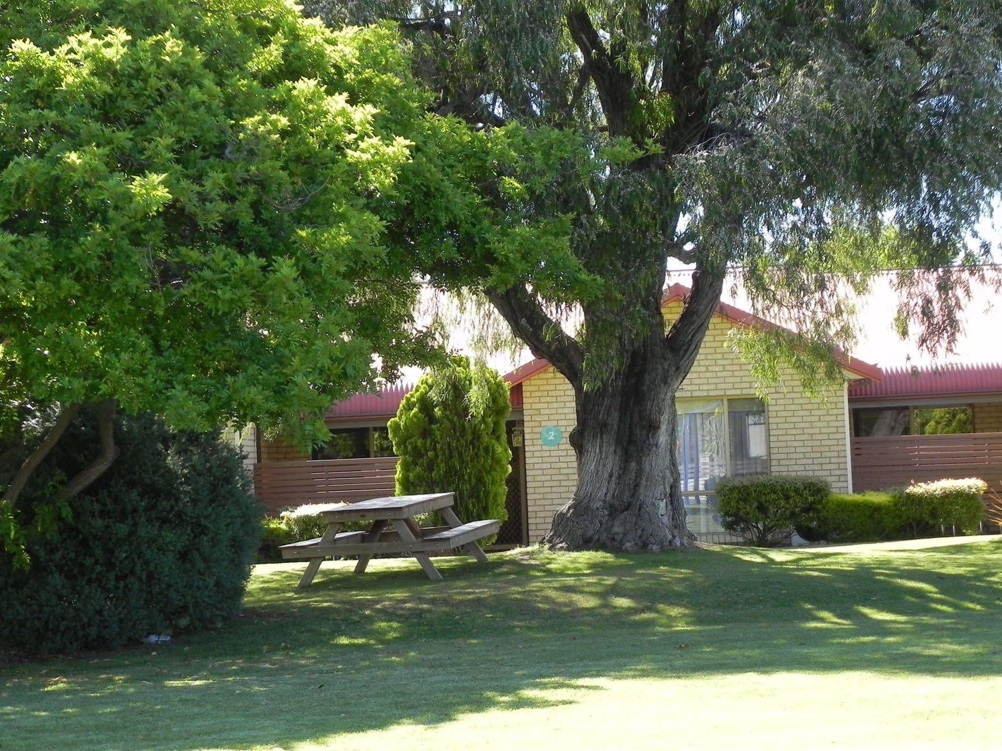Resort And Glamping Village