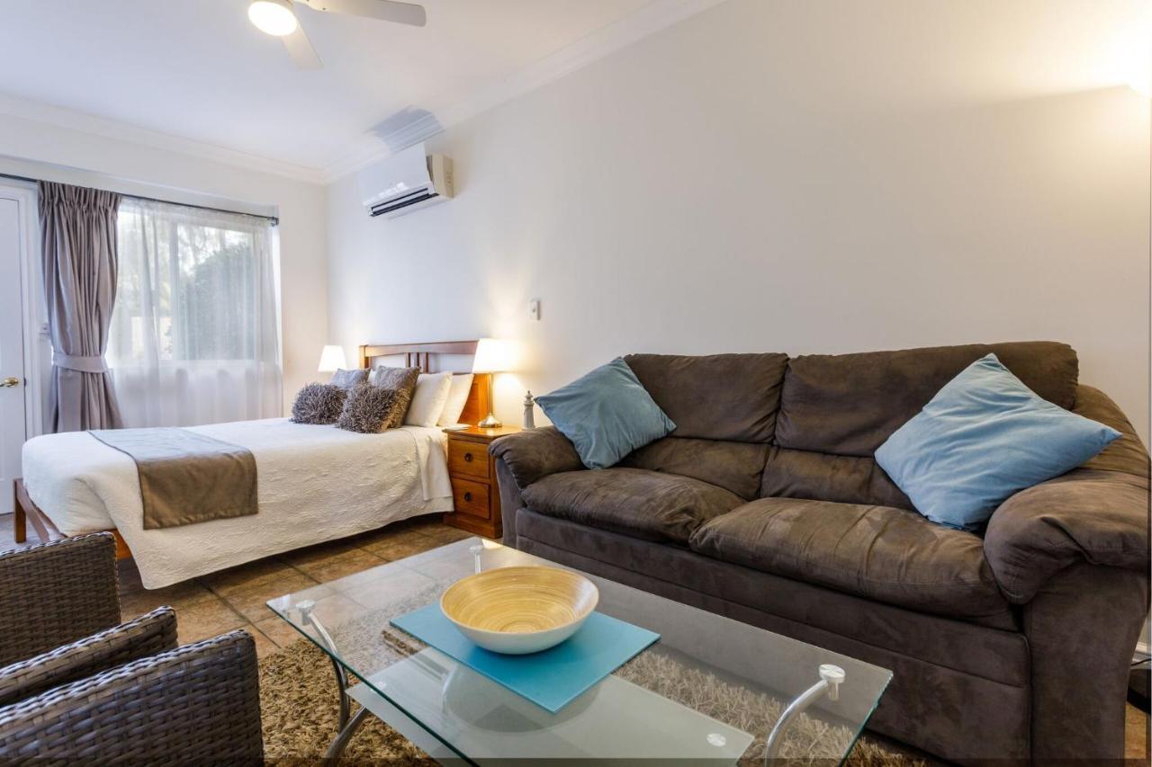 Inn The Tuarts Guest Lodge Busselton Accommodation - Adults Only Bed & Breakfast Busselton
