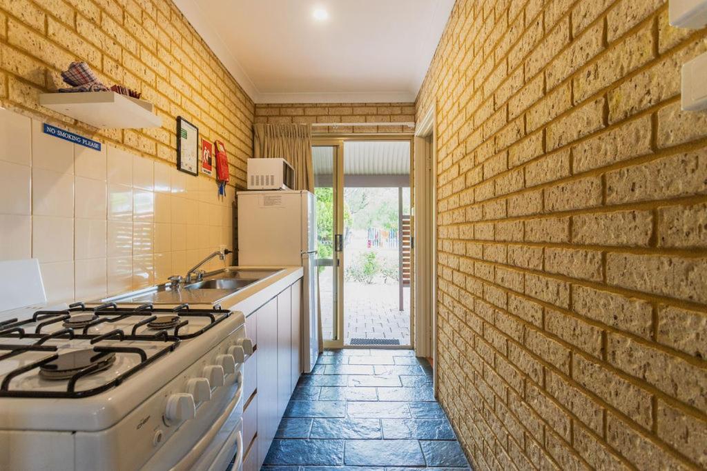 And Glamping Village 4* Busselton